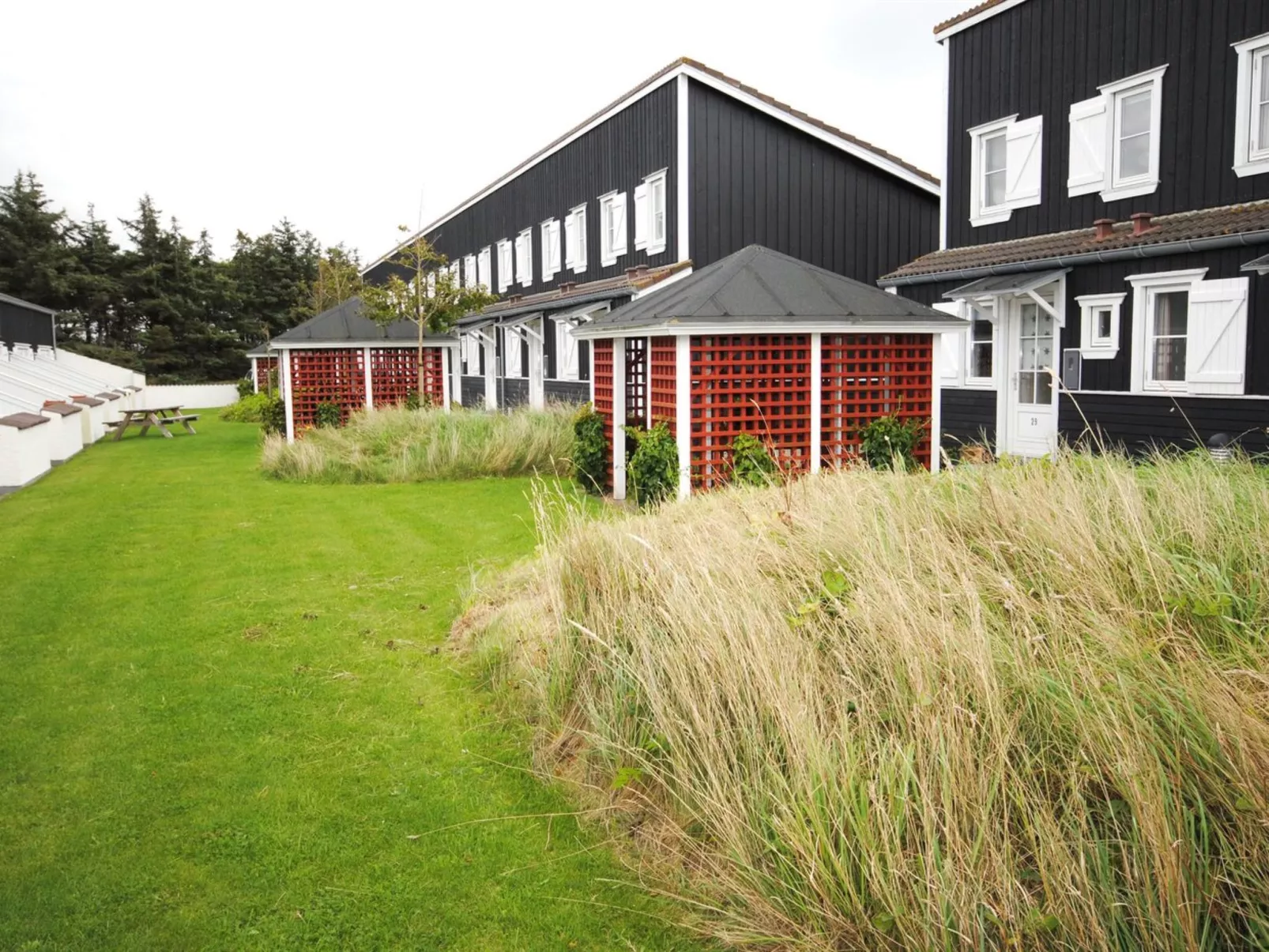 "Hermanda" - 100m to the fjord