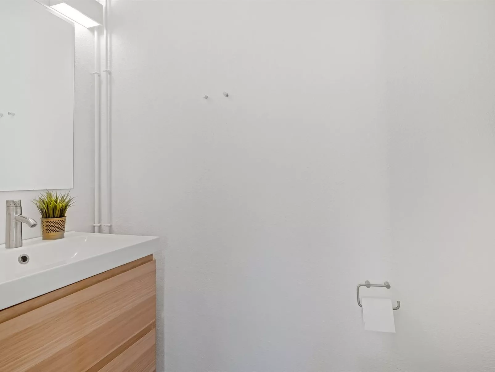 "Ingomar" - 300m from the sea