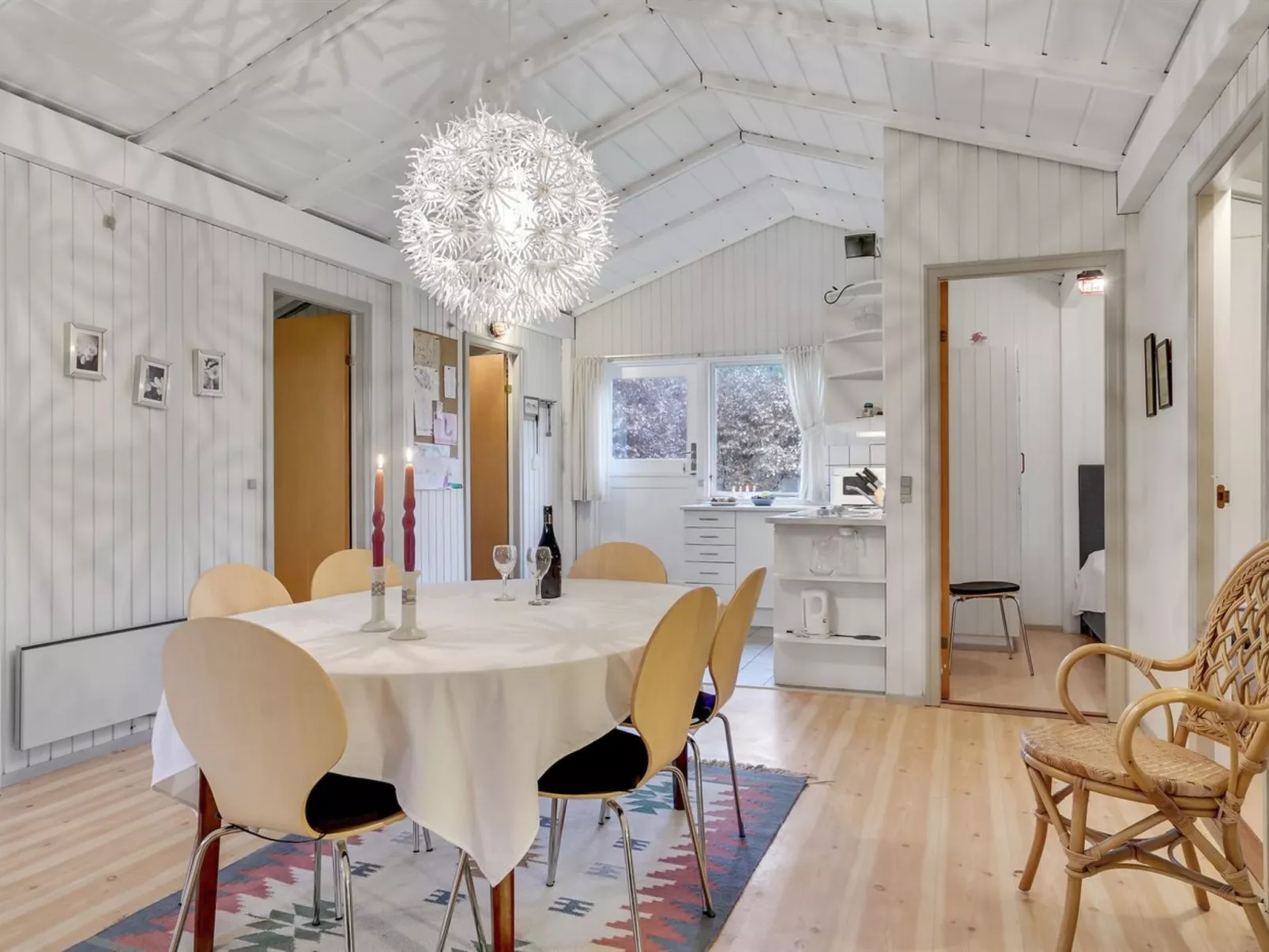 "Hardy" - 30km from the sea