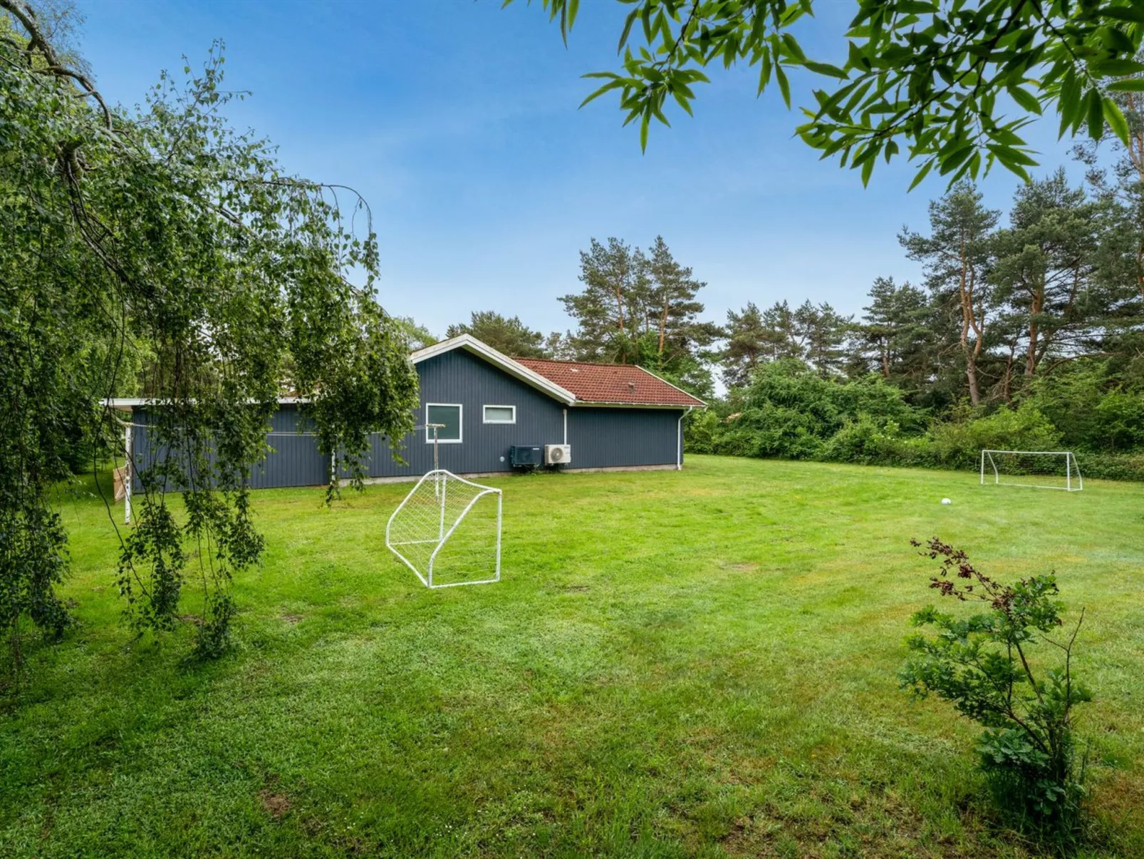 "Sverker" - 300m from the sea