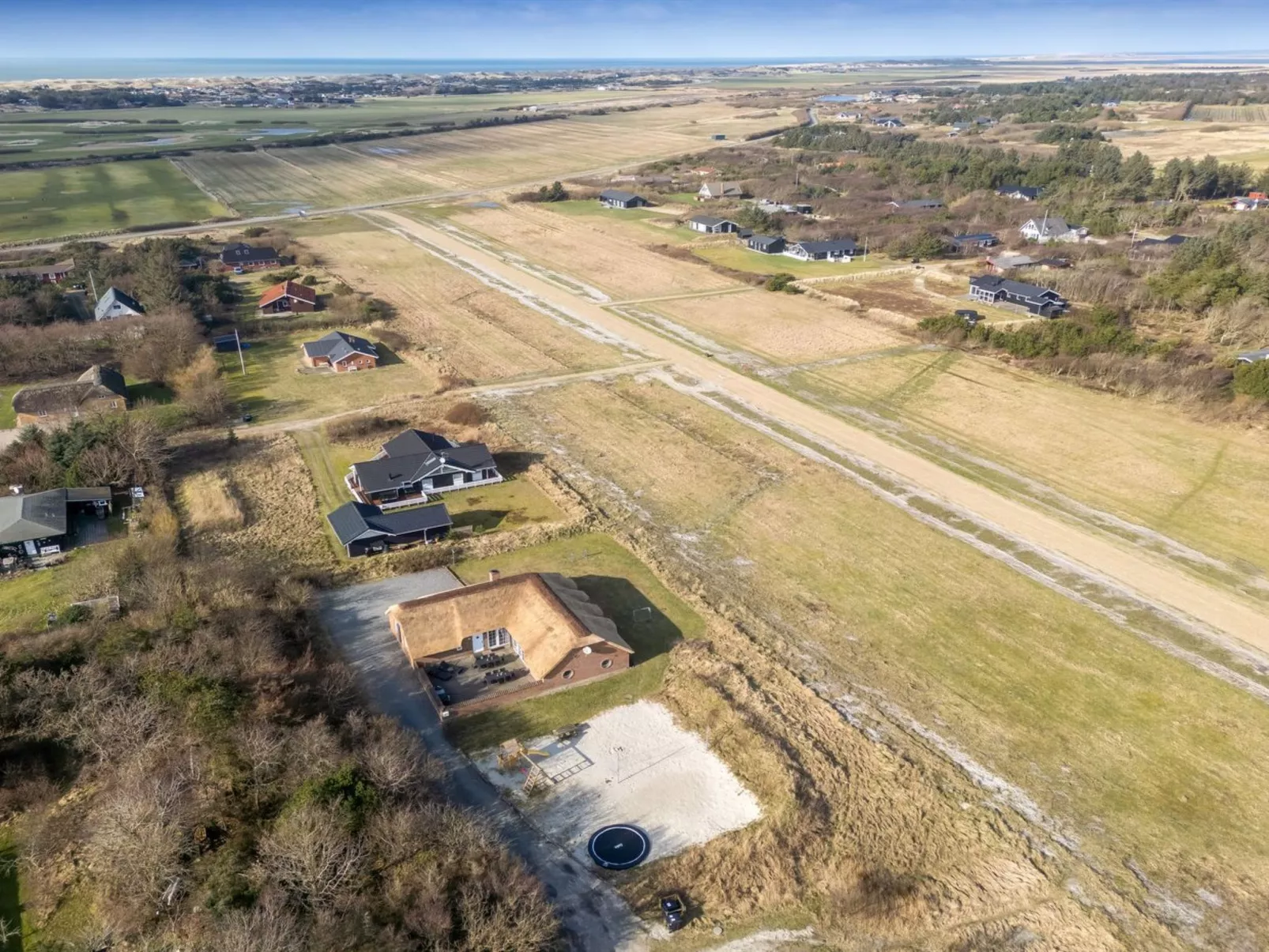 "Lemmikki" - 1.5km from the sea