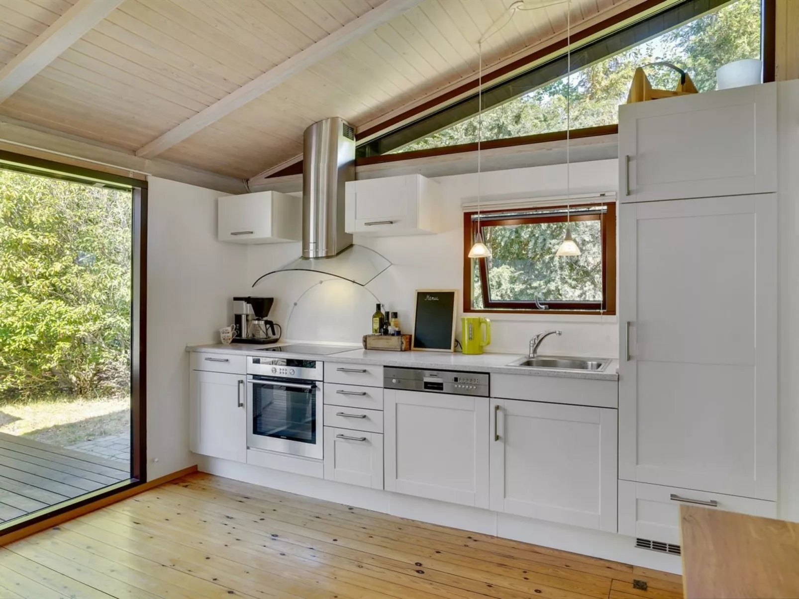 "Jelko" - 1.2km from the sea