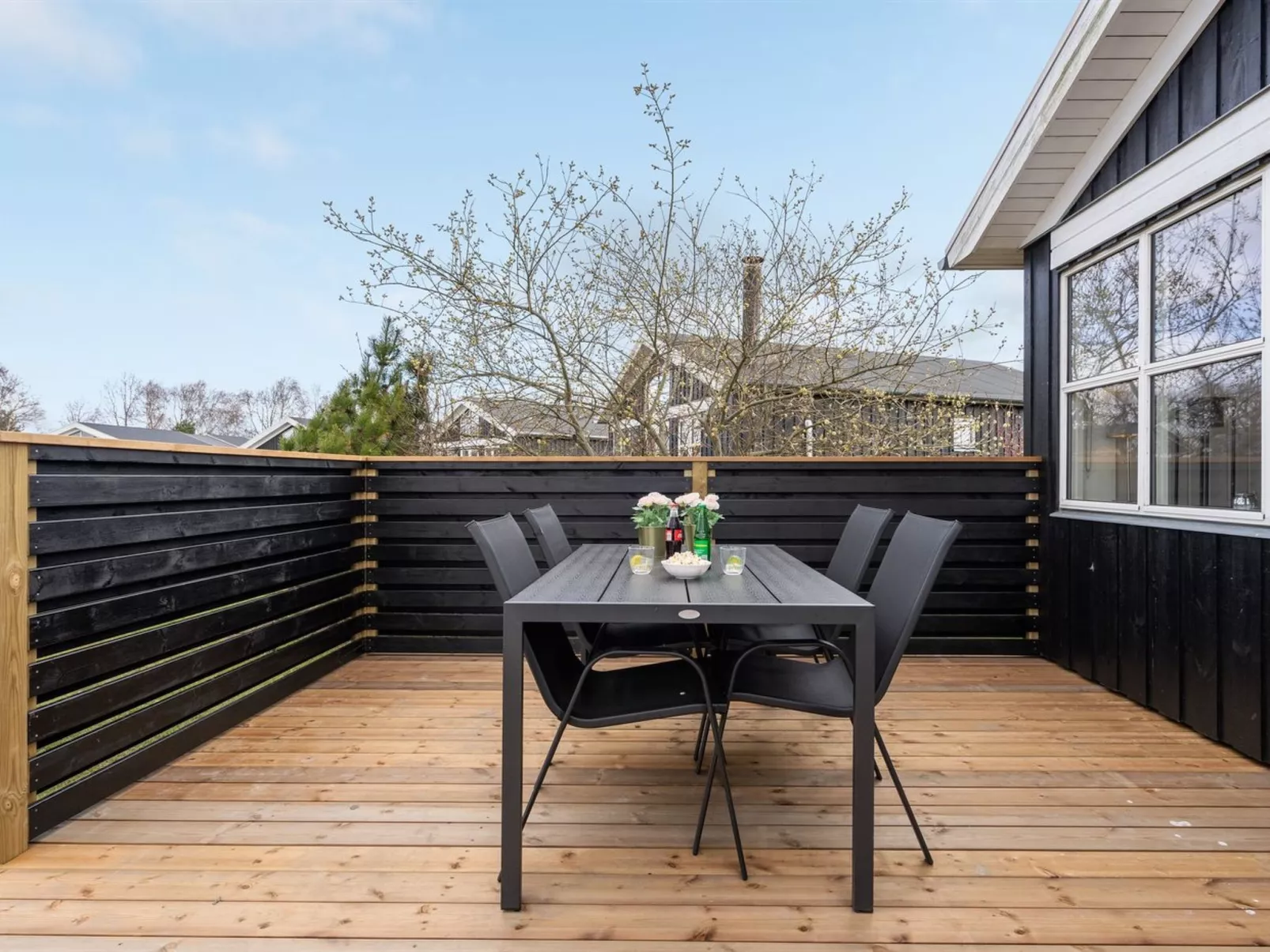 "Evin" - 800m from the sea