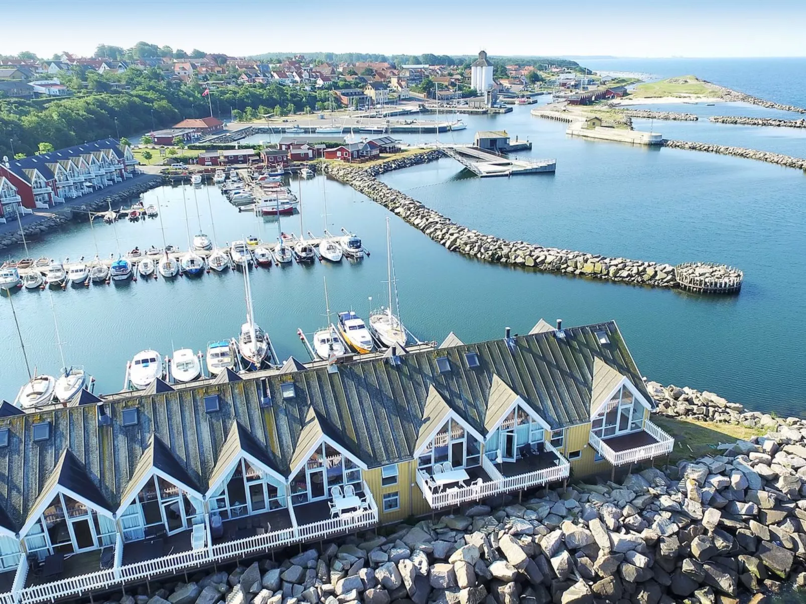 "Fridhild" - 10m from the sea