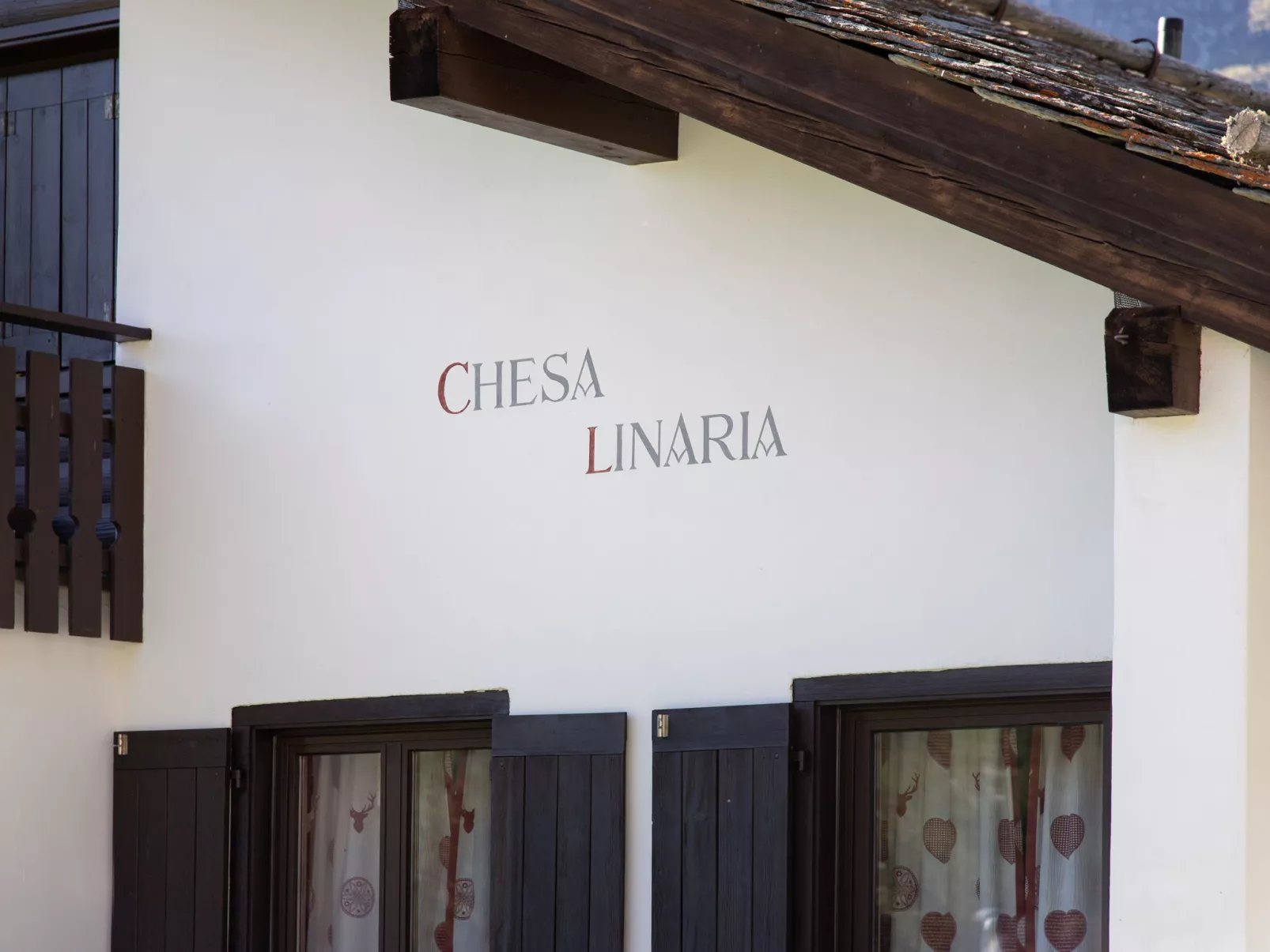 Chesa Linaria-Buiten