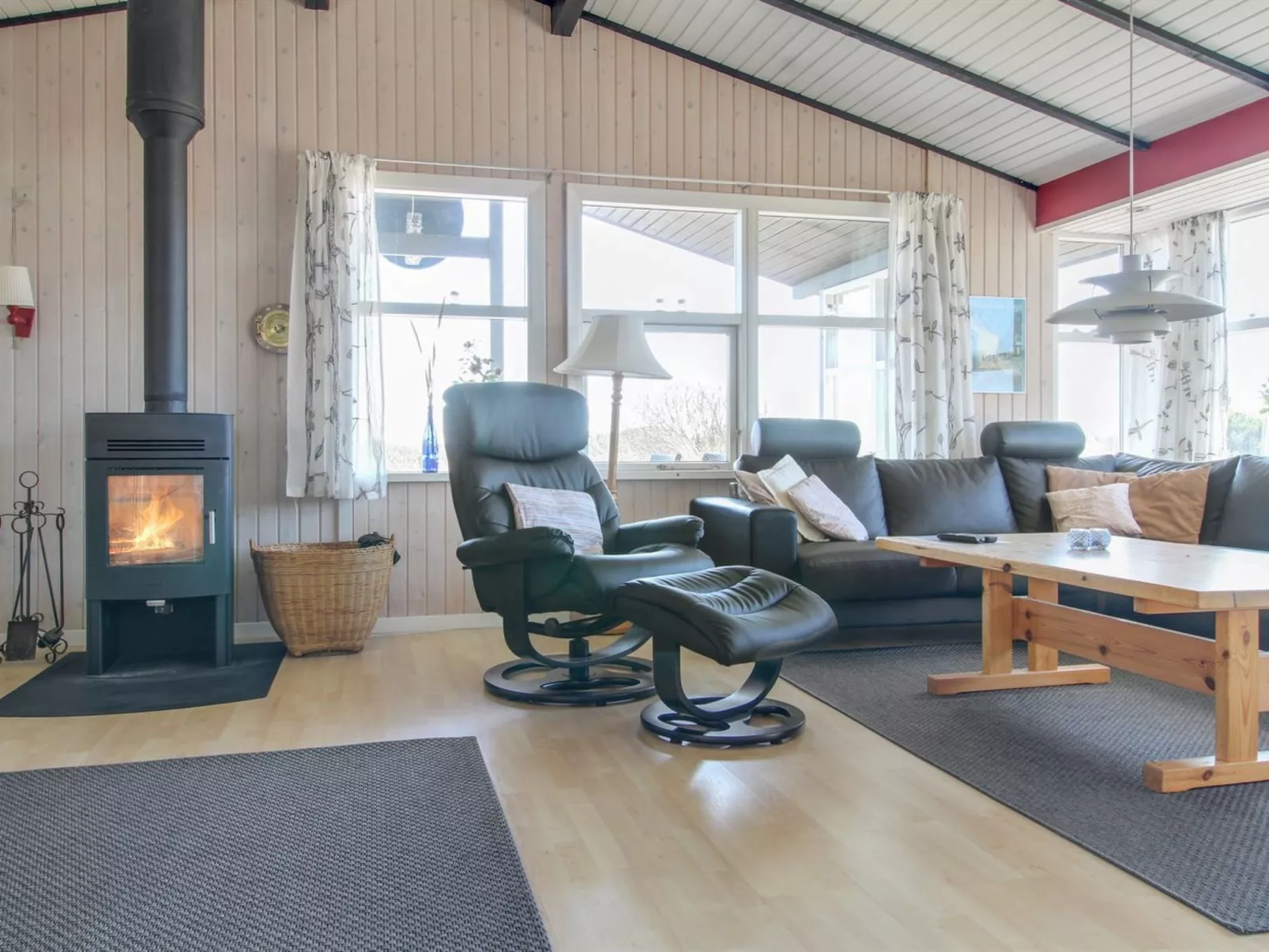 "Vika" - 600m from the sea