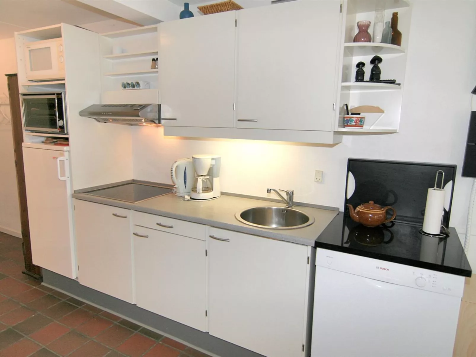 "Else" - 100m from the sea-Binnen