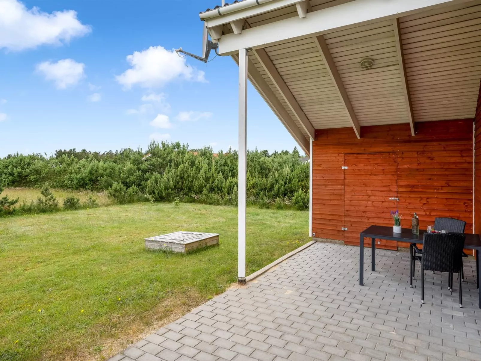 "Clement" - 500m to the fjord