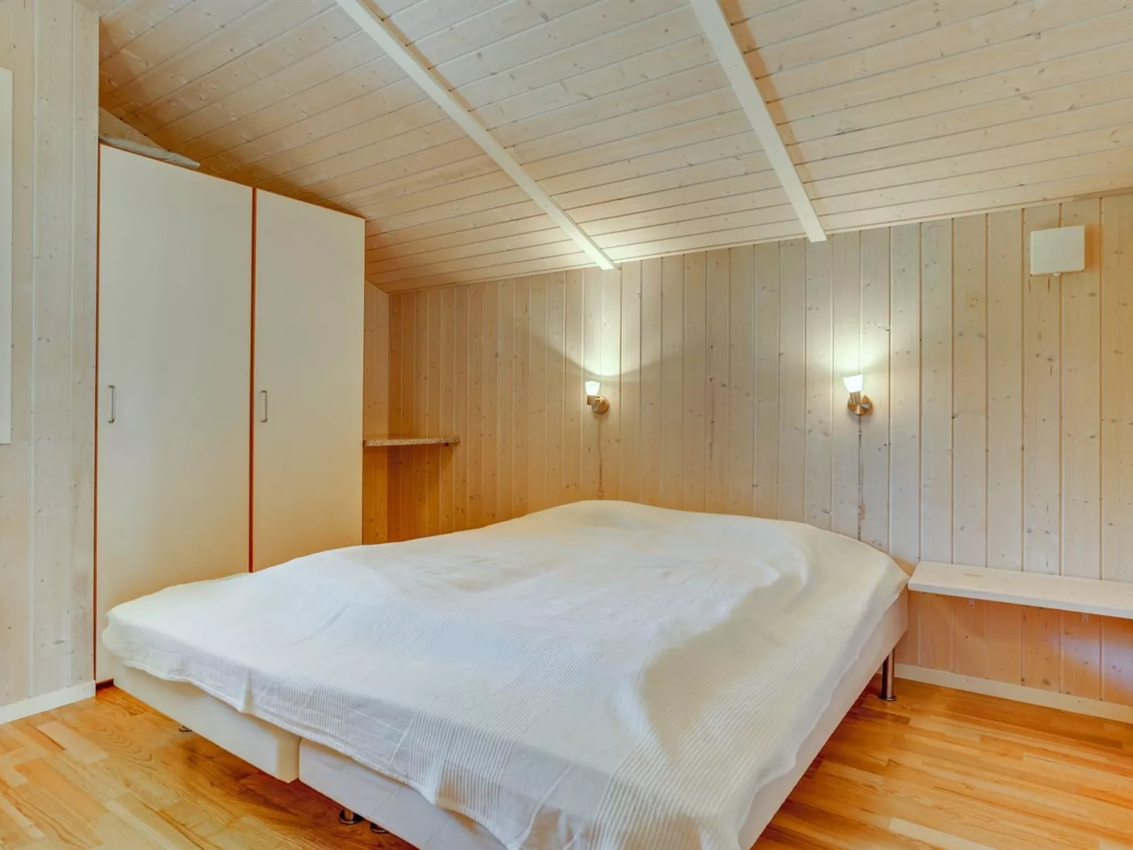 "Gith" - 800m from the sea