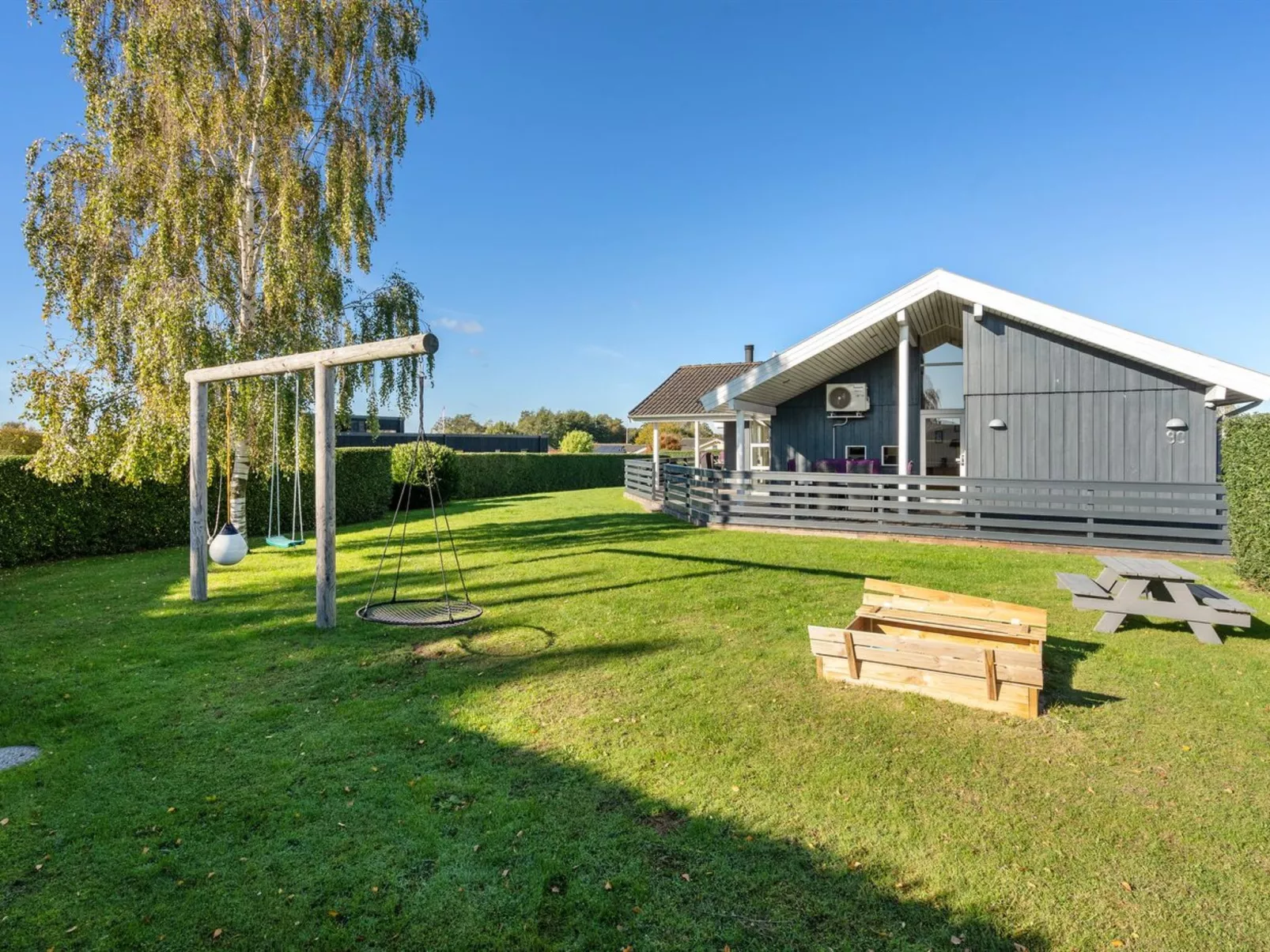 "Sylvana" - 400m from the sea