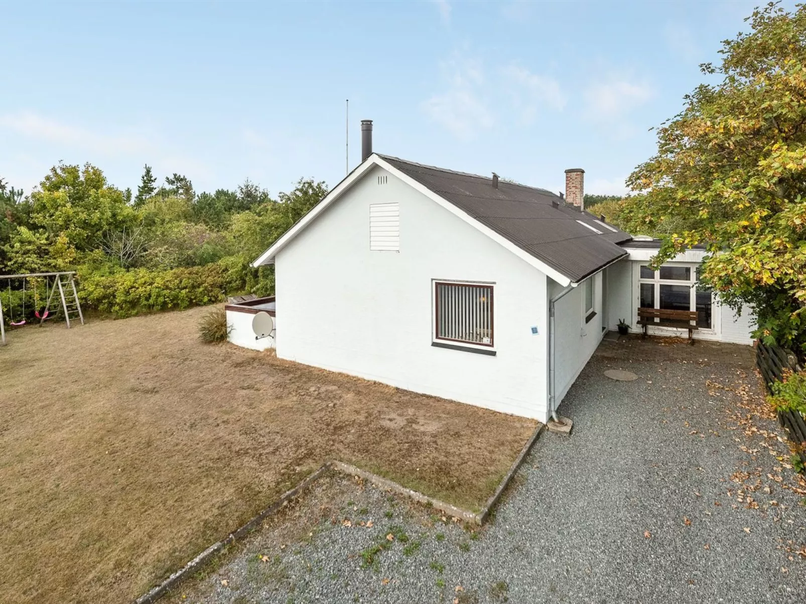 "Sylvie" - 1.5km from the sea