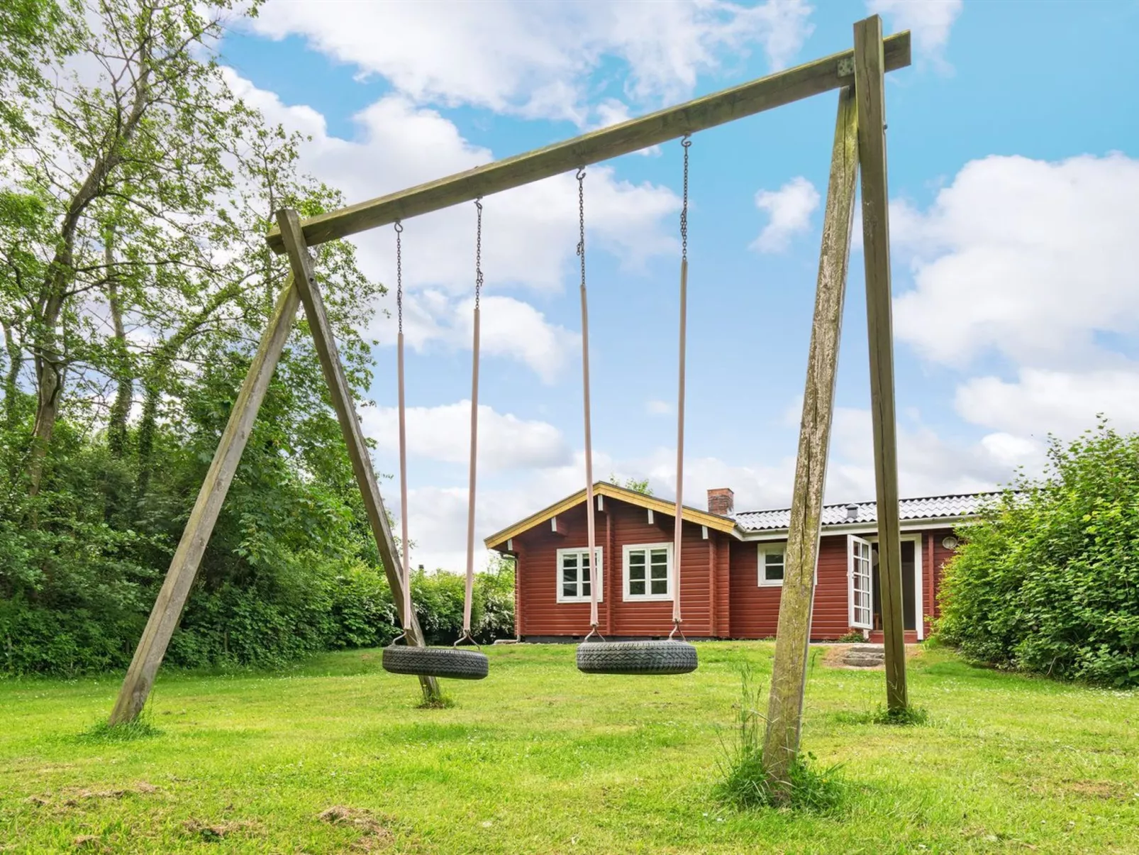 "Ernestine" - 500m to the fjord