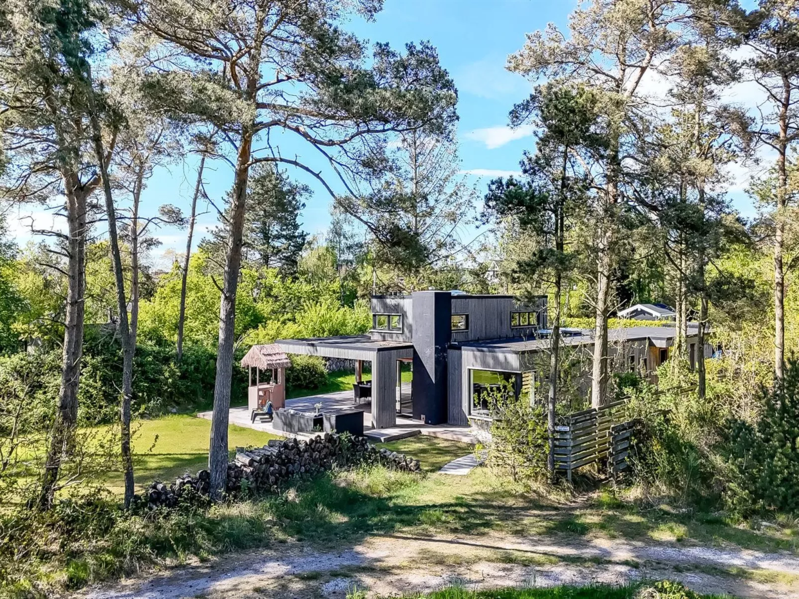 "Sylva" - 150m from the sea