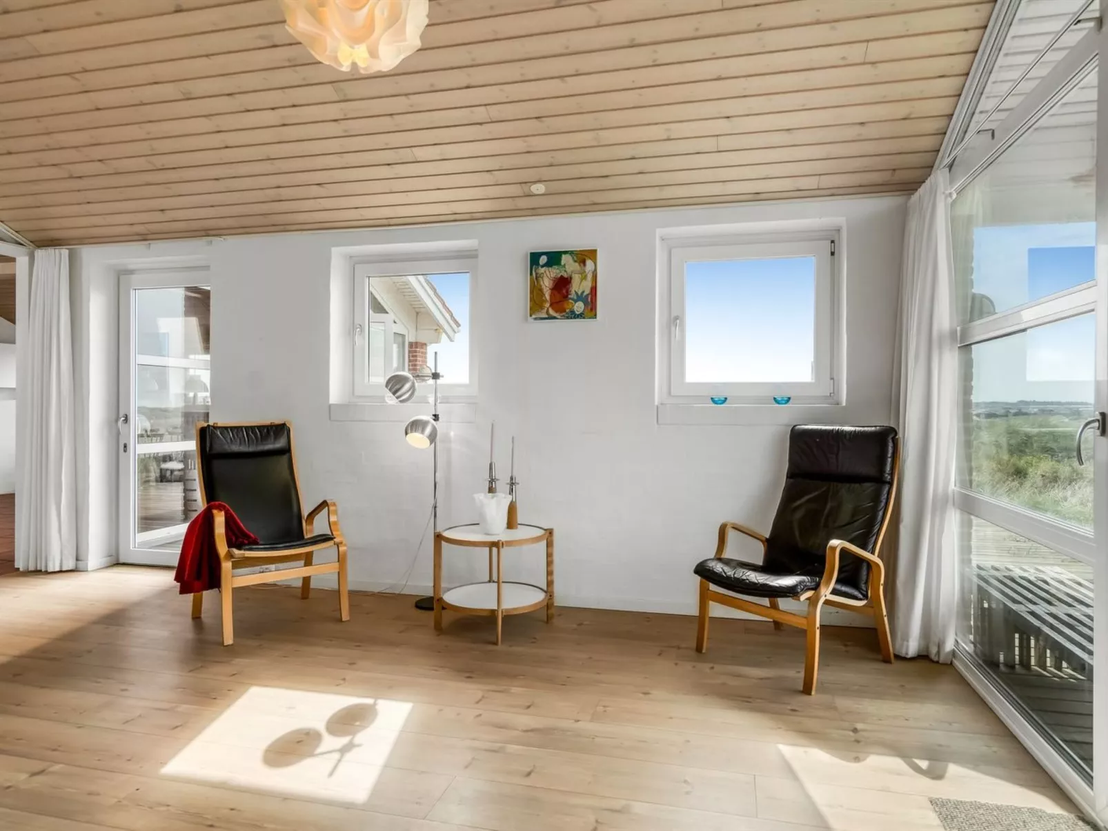 "Broder" - 150m from the sea