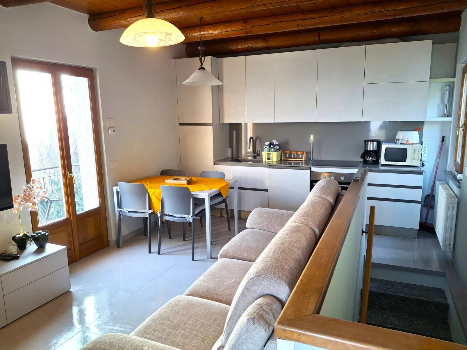 Lo Scoiattolo - Binnen