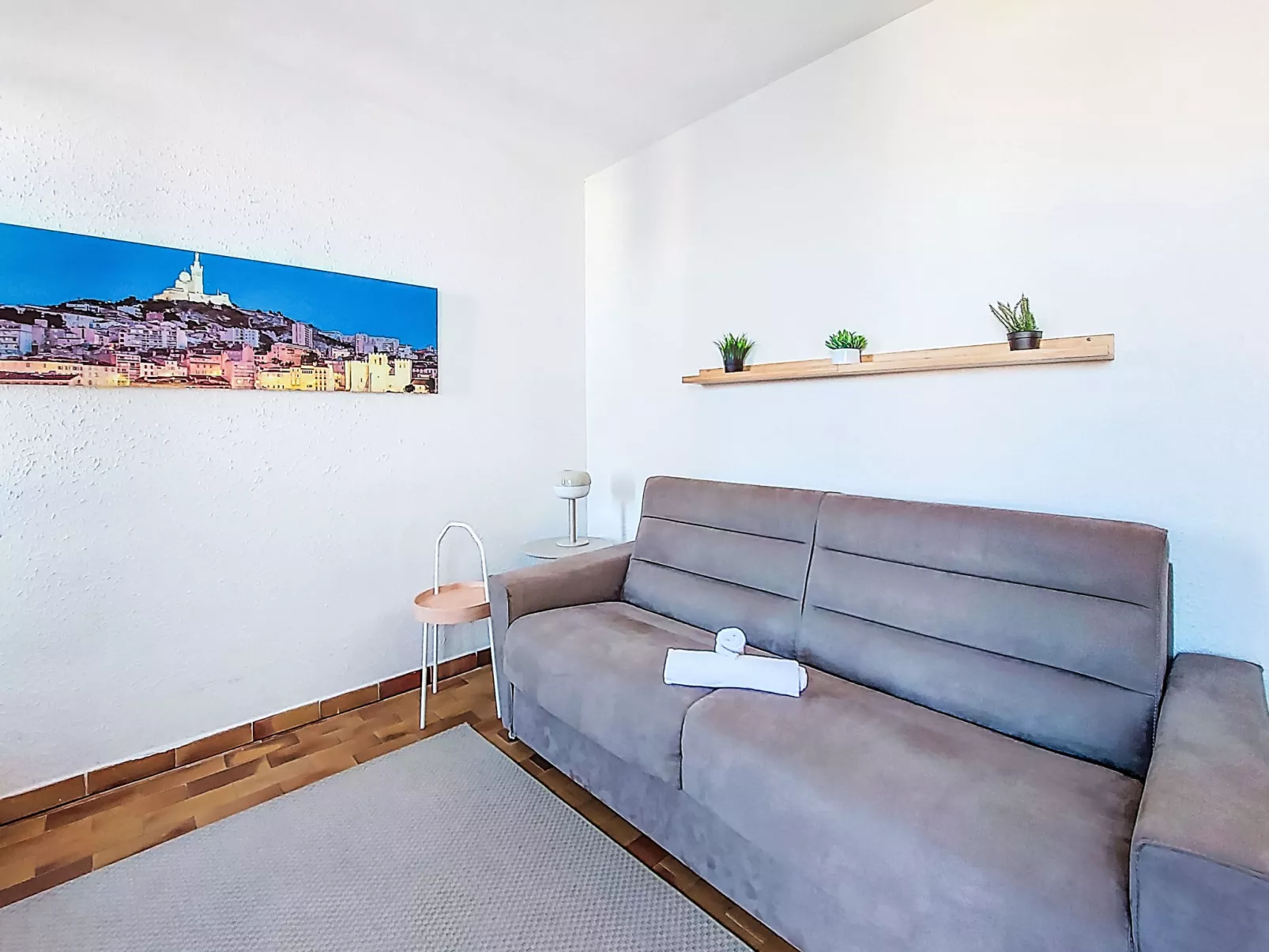 Hameau la Madrague-Binnen