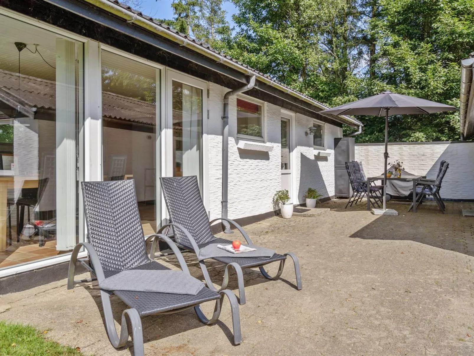 "Naumka" - 200m to the fjord