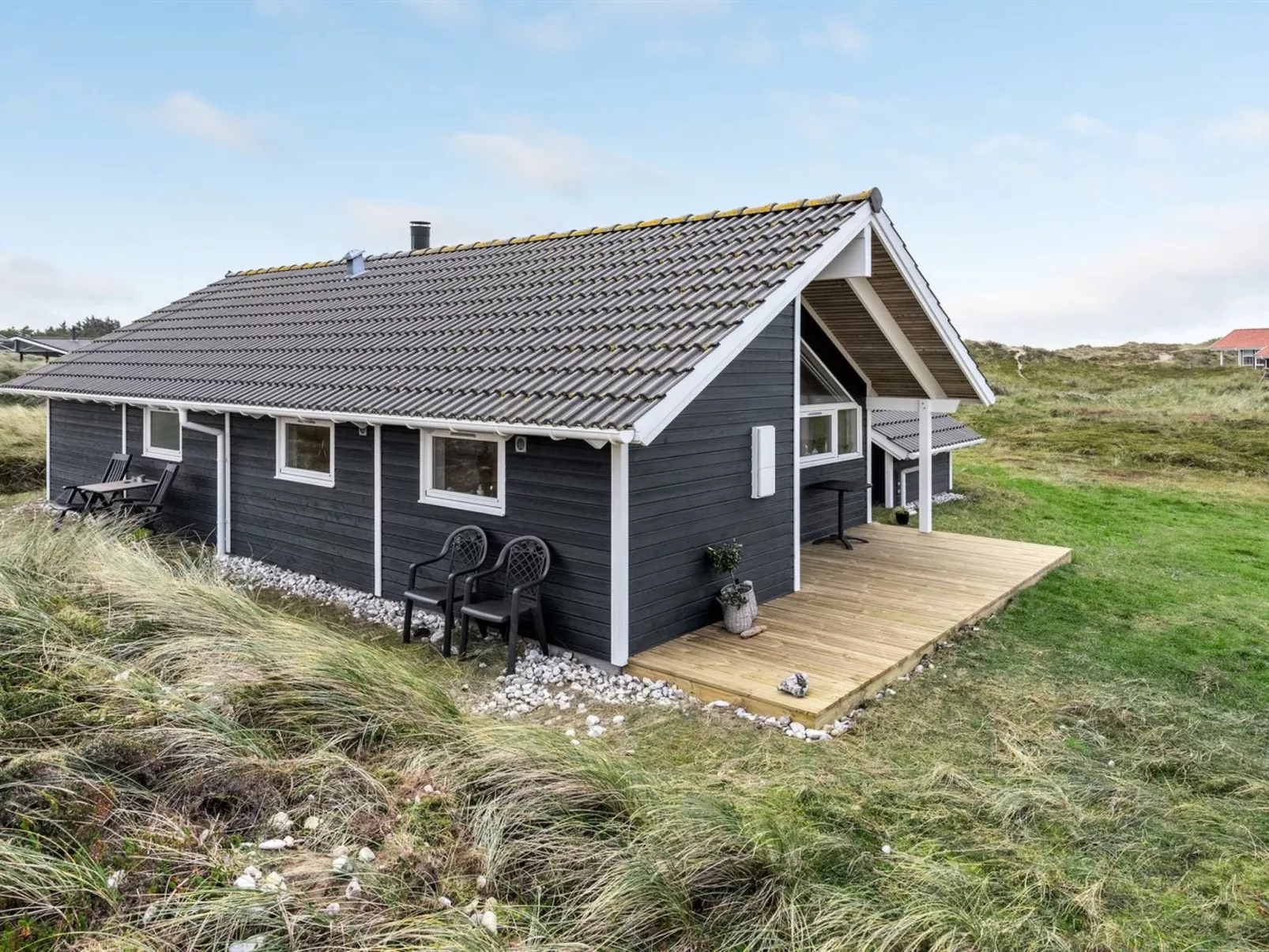 "Thyrger" - 550m from the sea