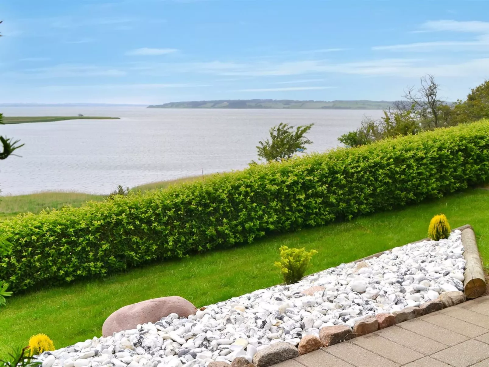 "Pirkka" - 50m to the fjord