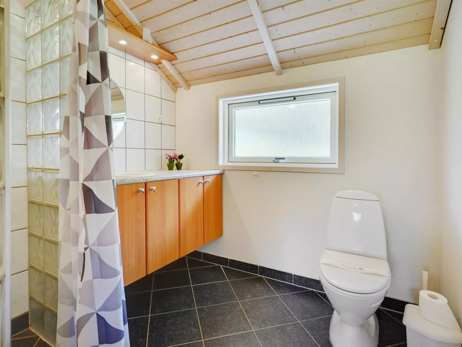 "Gottfrede" - 600m from the sea