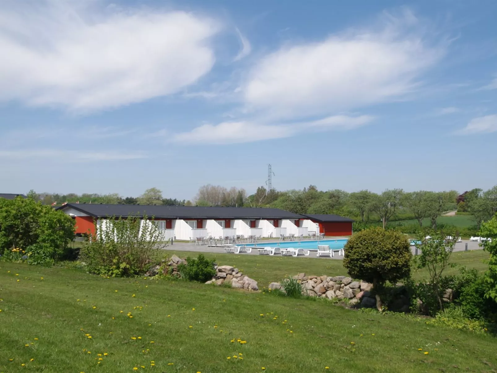 "Antine" - 6km from the sea