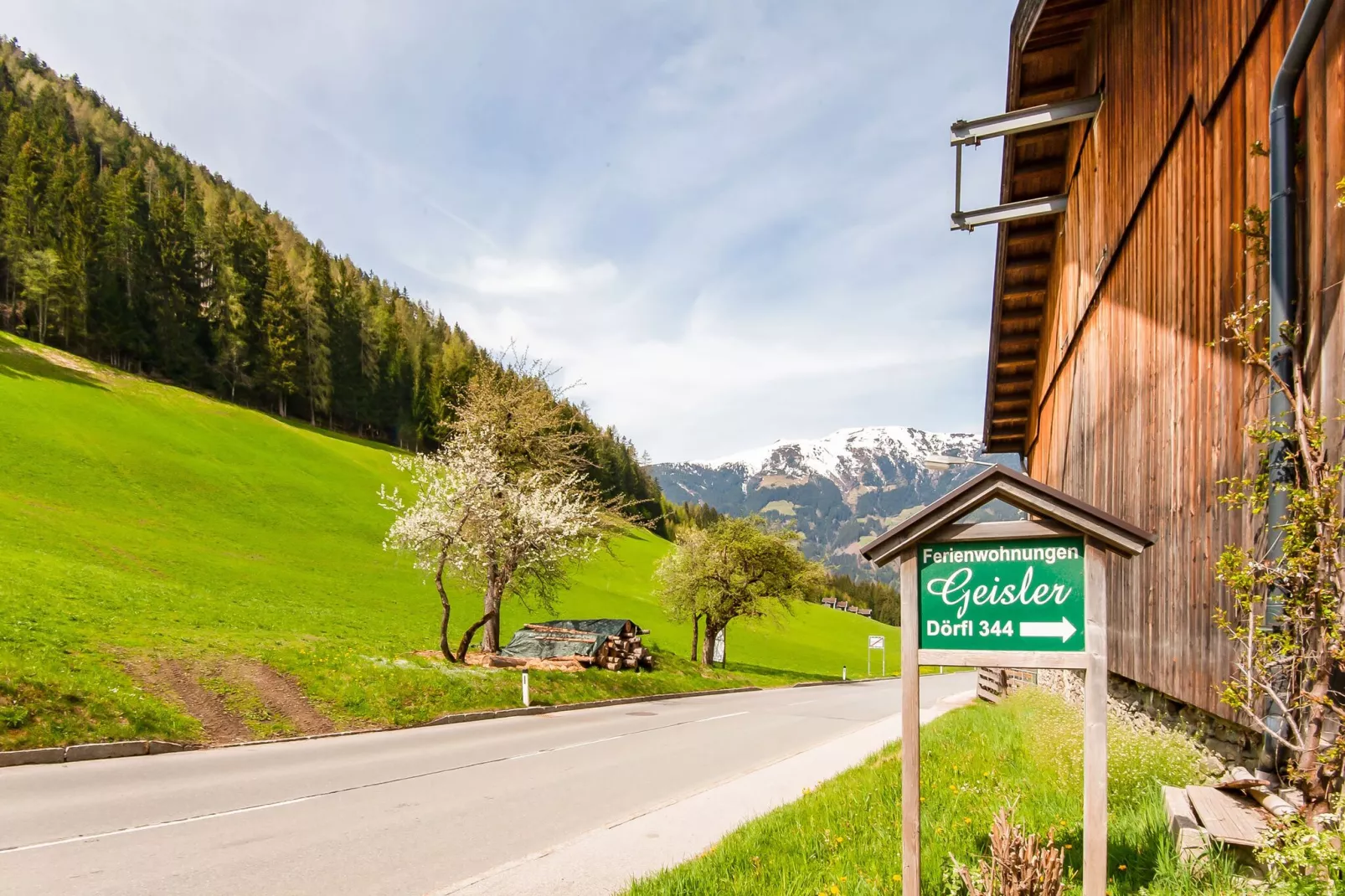 Klammerhof - Dorfblick klein-Gebieden zomer 1km