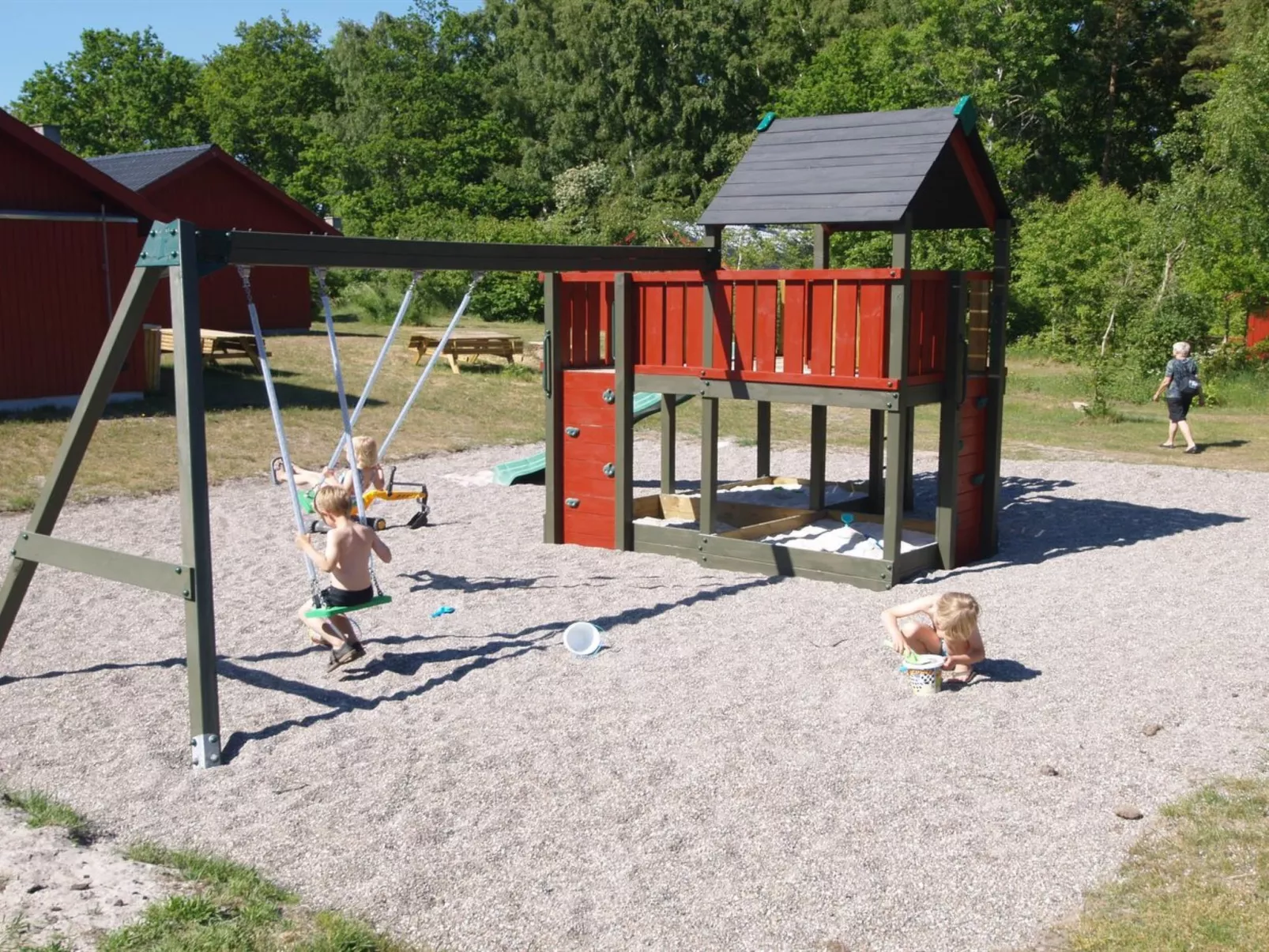 "Gunder" - 125m from the sea