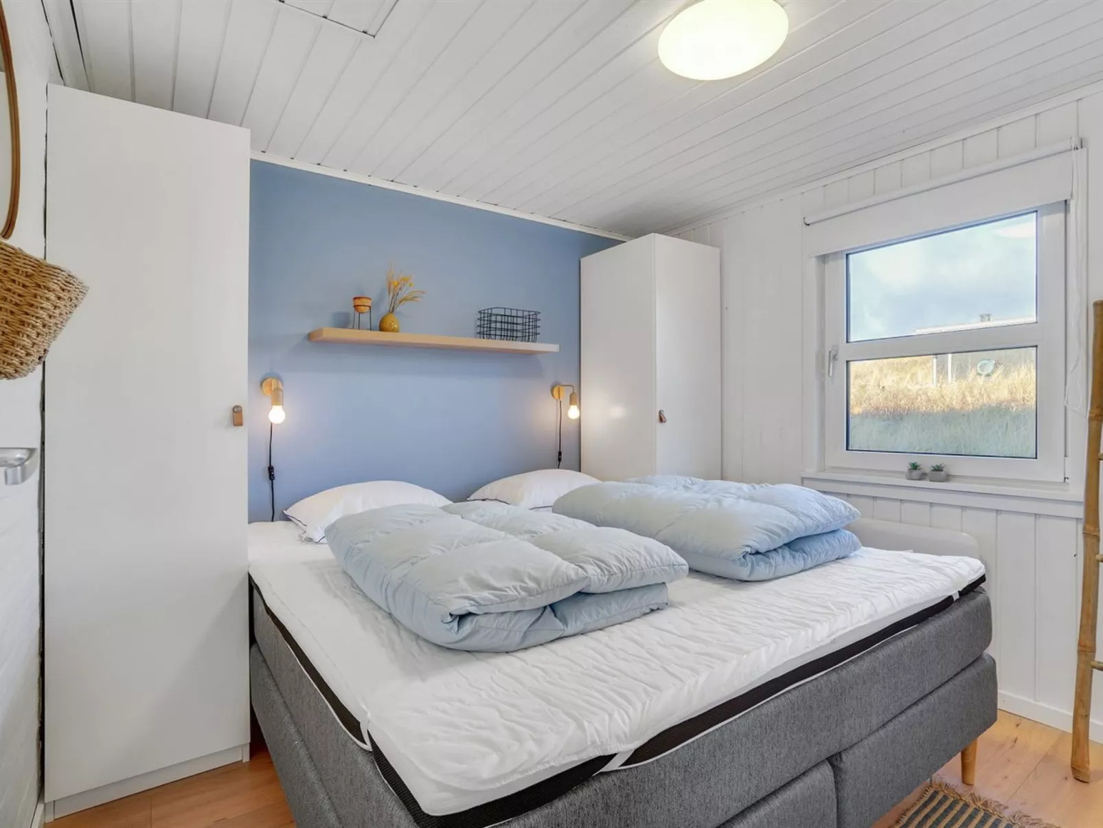 "Assa" -  from the sea