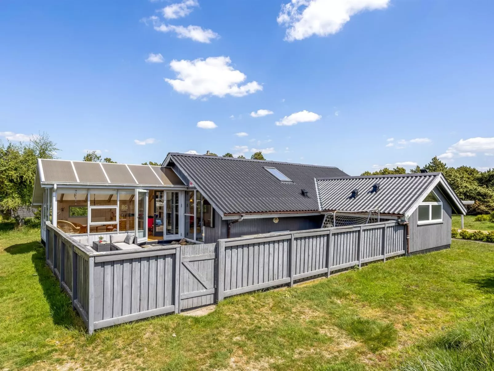 "Solvejk" - 800m from the sea