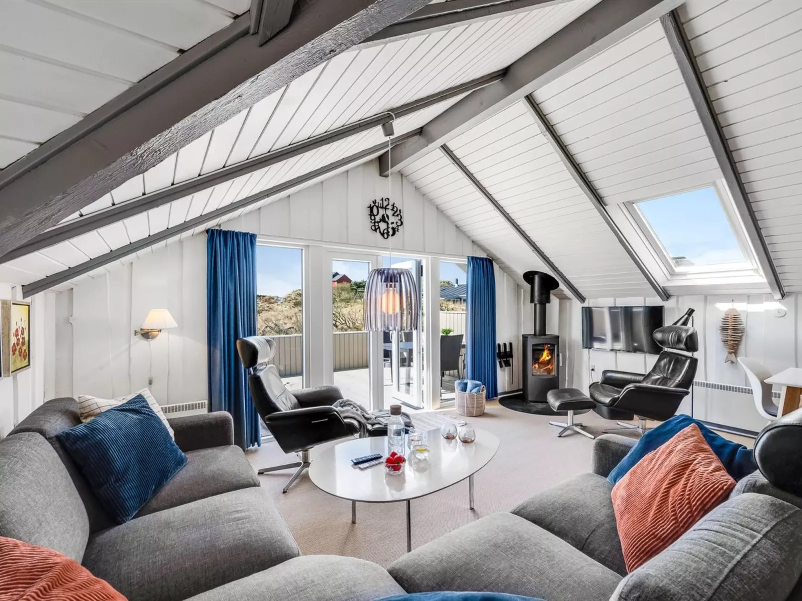 "Halda" - 300m from the sea