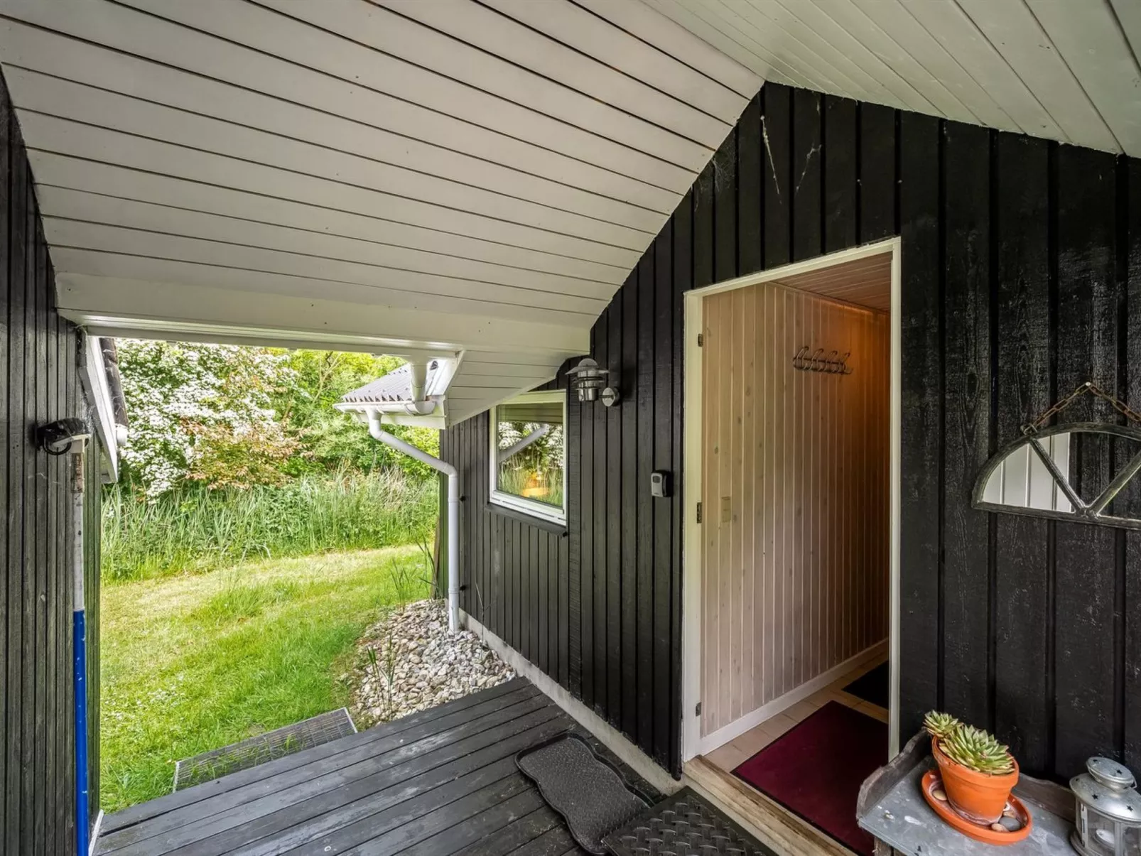 "Wenche" - 600m to the fjord