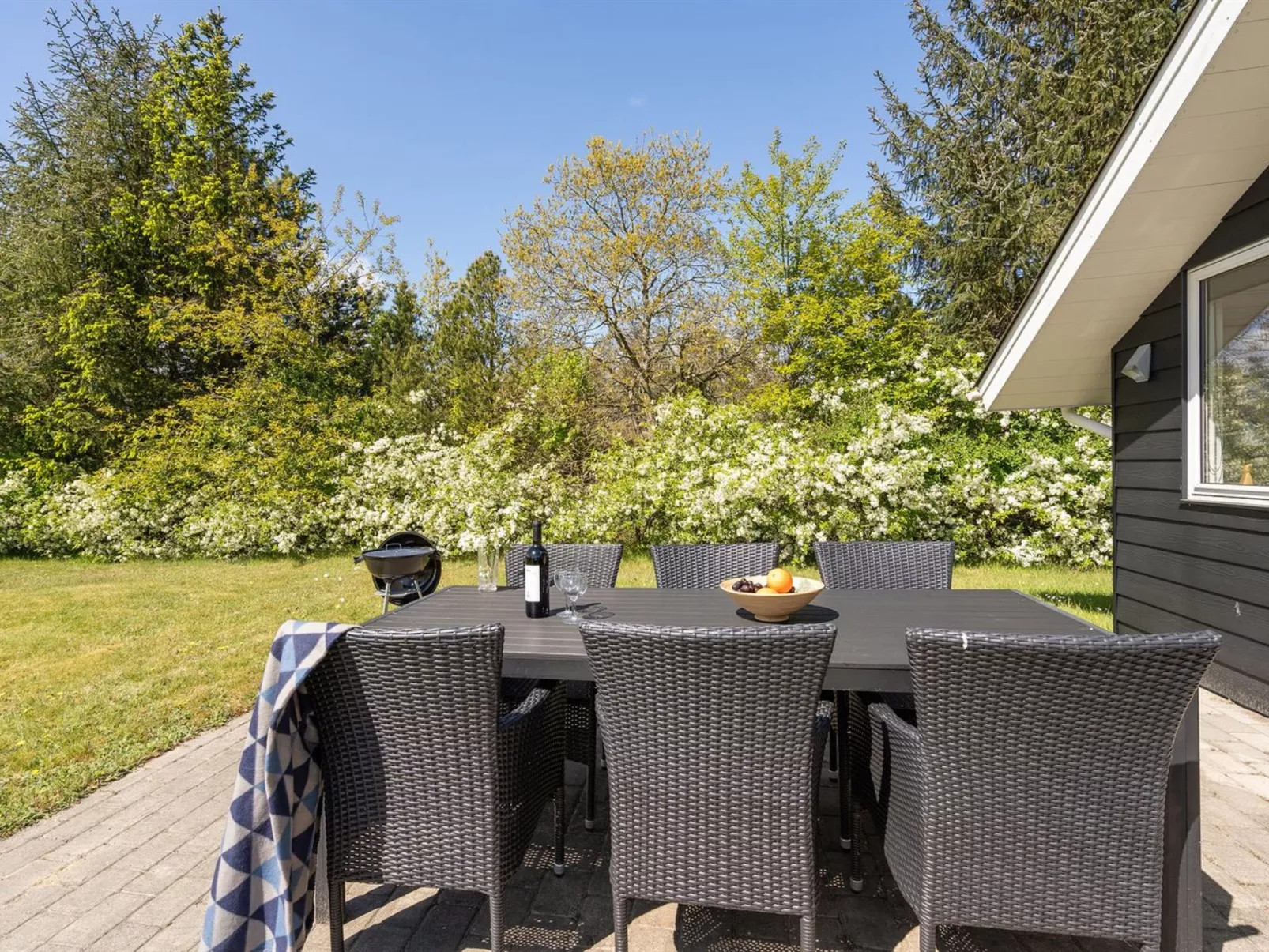 "Ingward" - 300m to the fjord