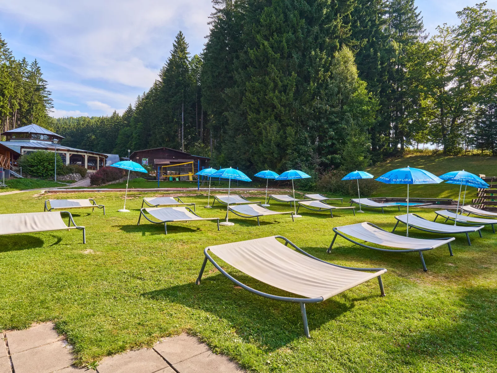 Lesní plovárna B1-Buiten