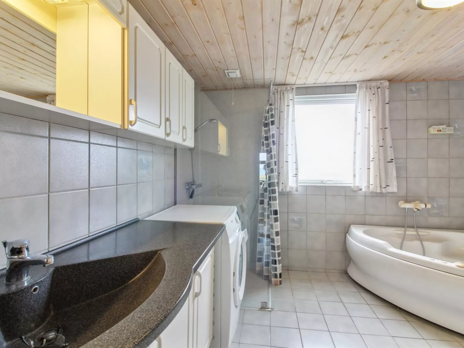 "Dorit" - 100m from the sea