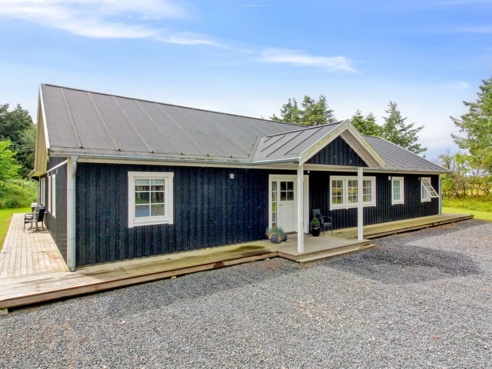 "Hela" - 1.4km from the sea