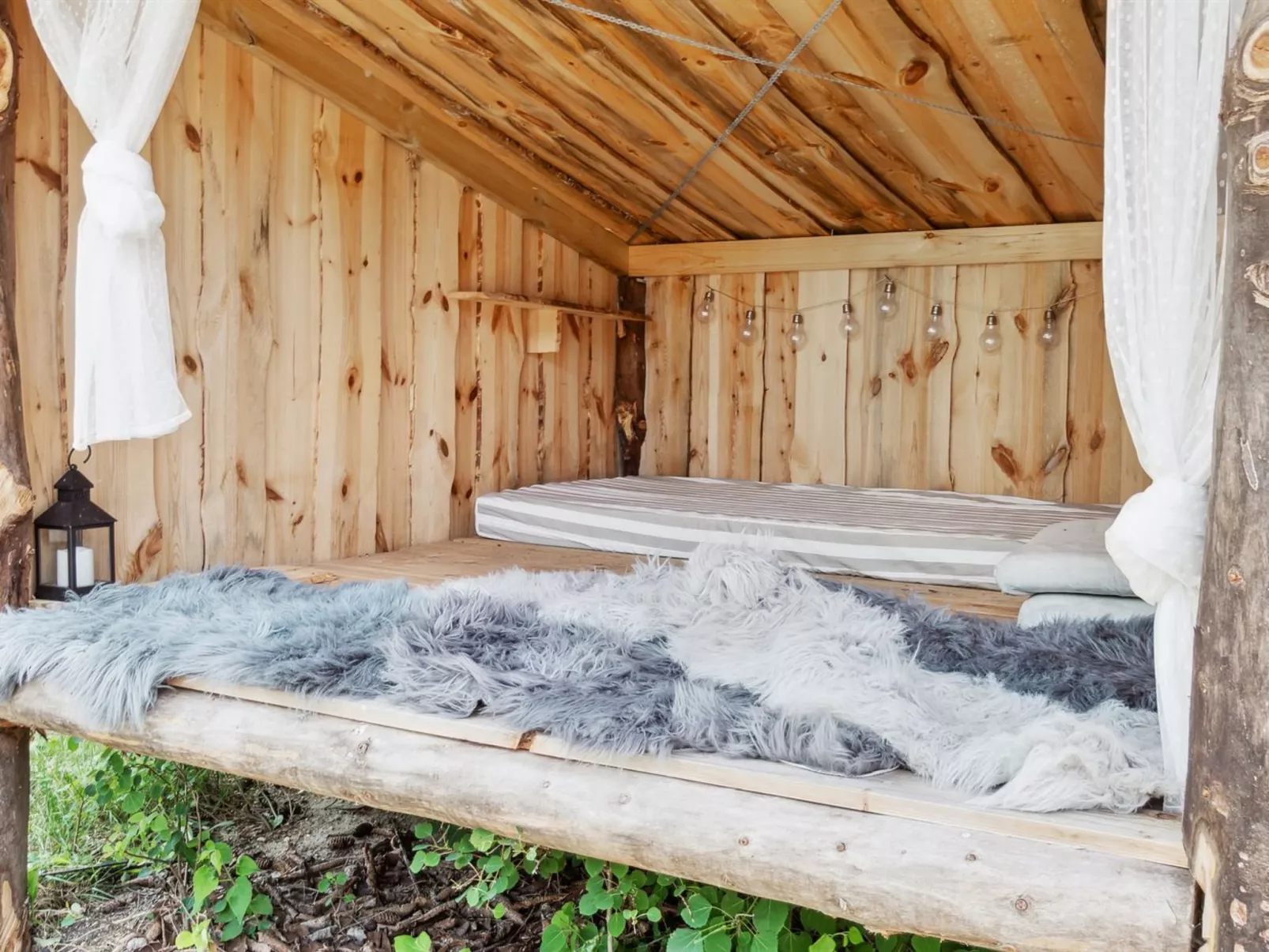 "Thorlak" - 860m from the sea