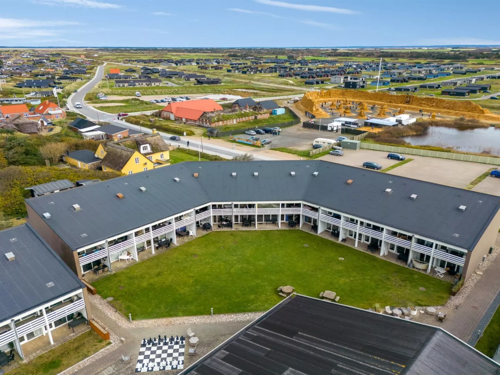 "Ellyn" - 250m from the sea