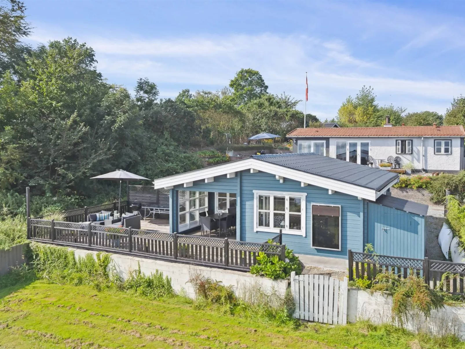 "Gyrth" - 20m to the fjord