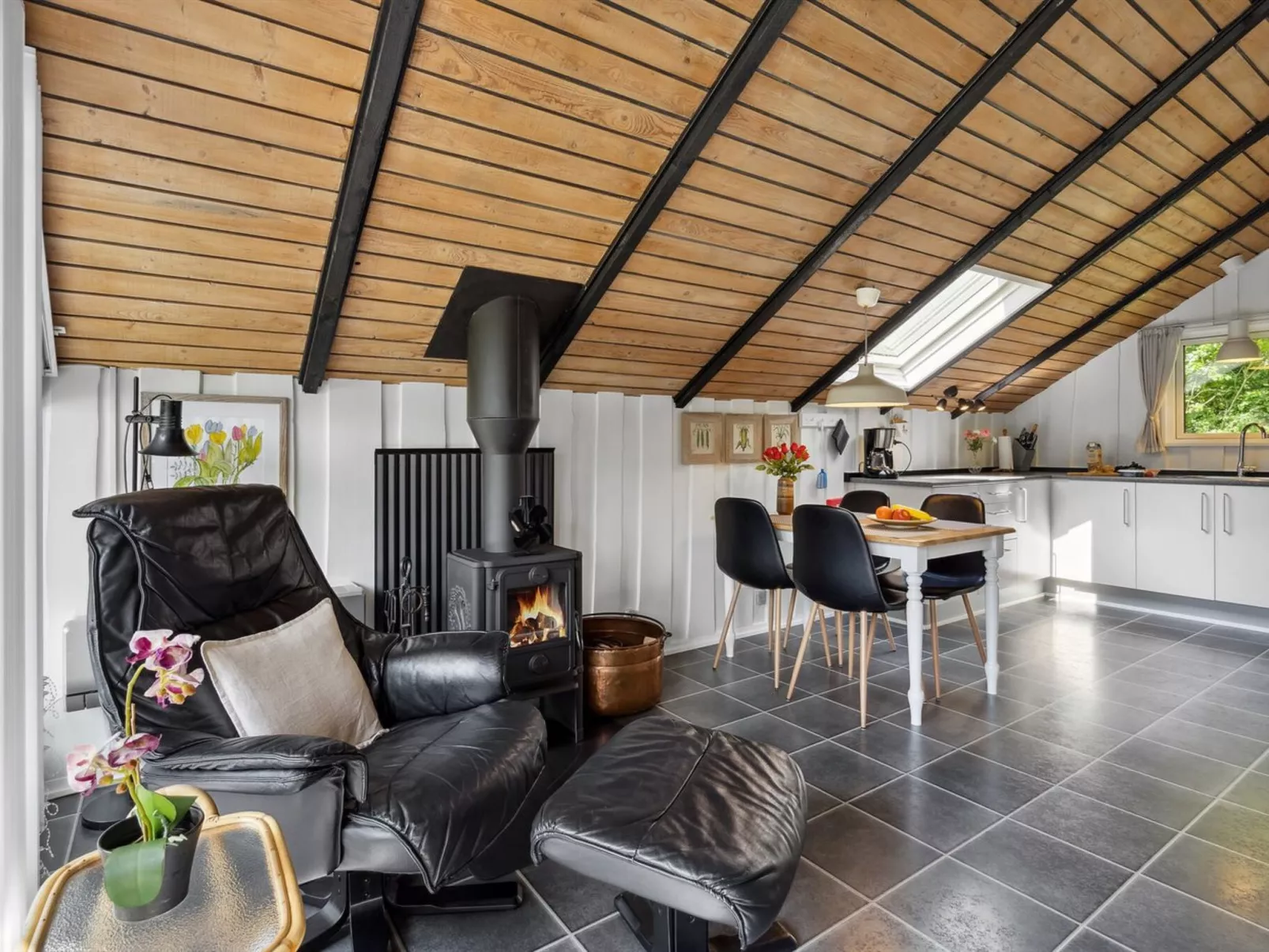 "Anselma" - 30km from the sea