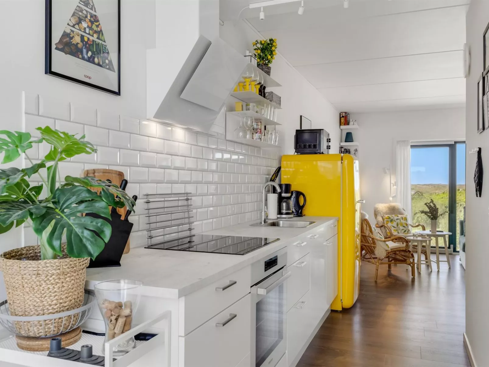 "Naike" - 100m from the sea