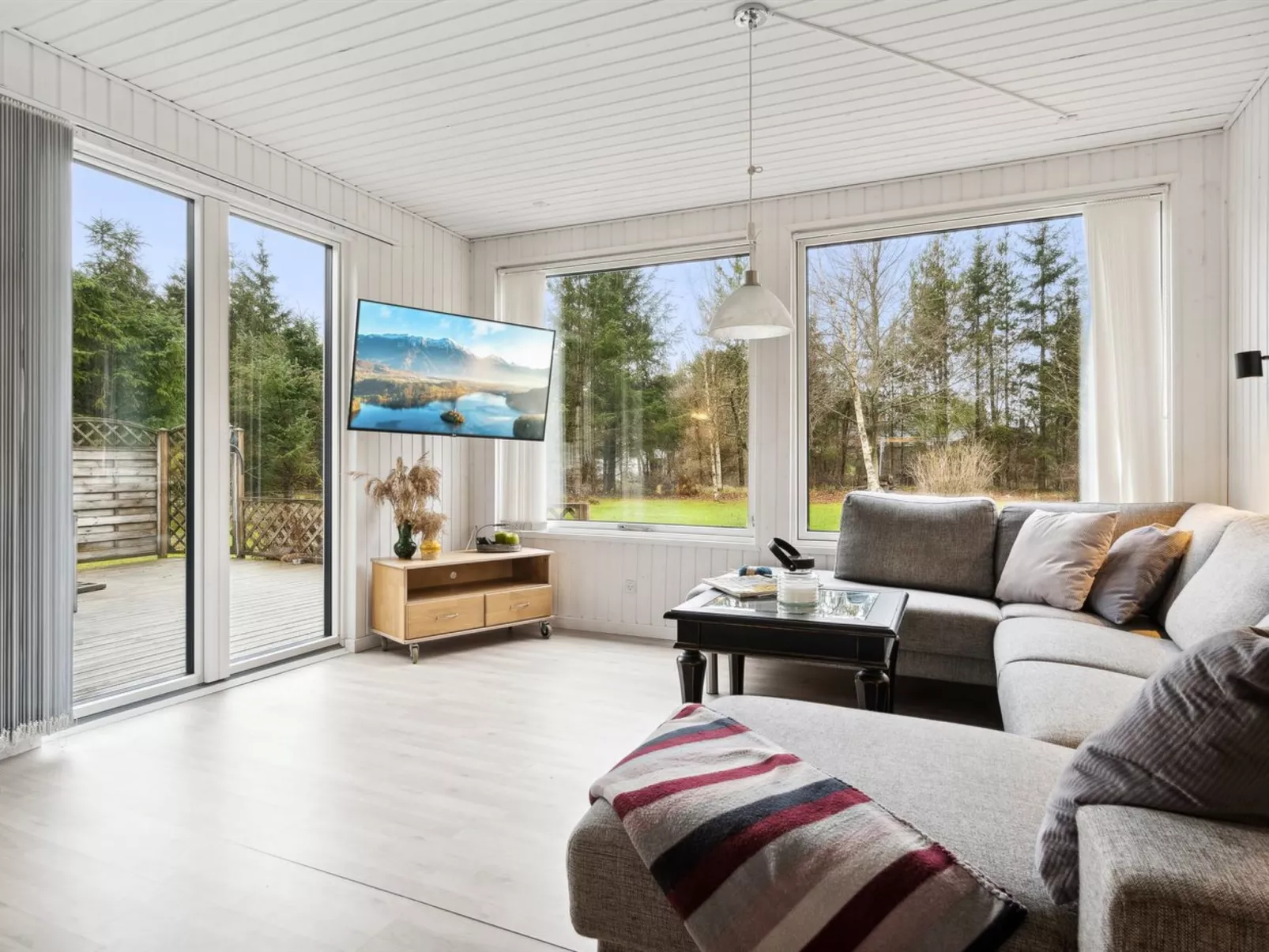 "Suvi" - 700m from the sea