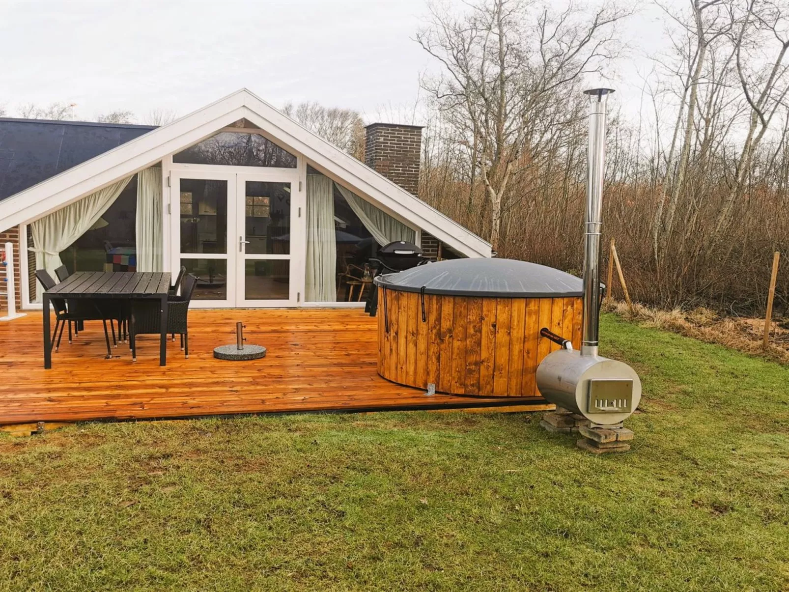 "Anu" - 300m to the fjord