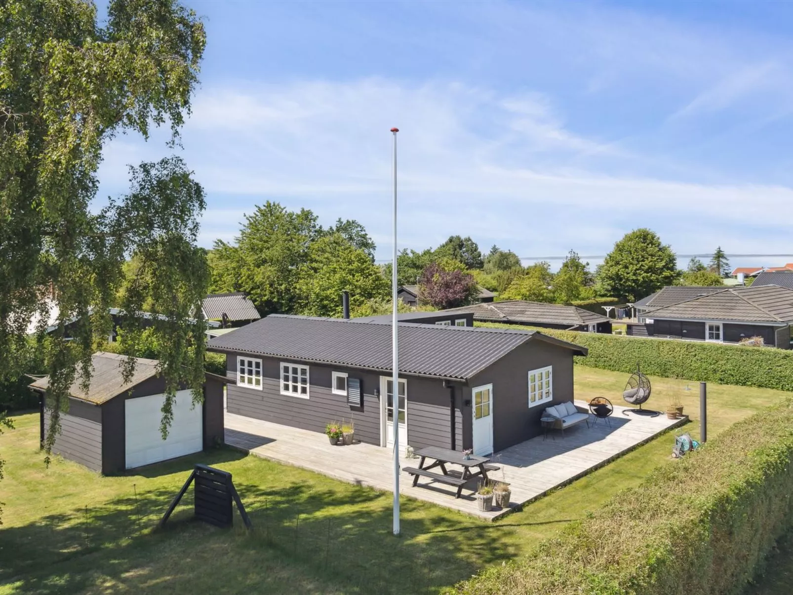 "Kim" - 250m from the sea