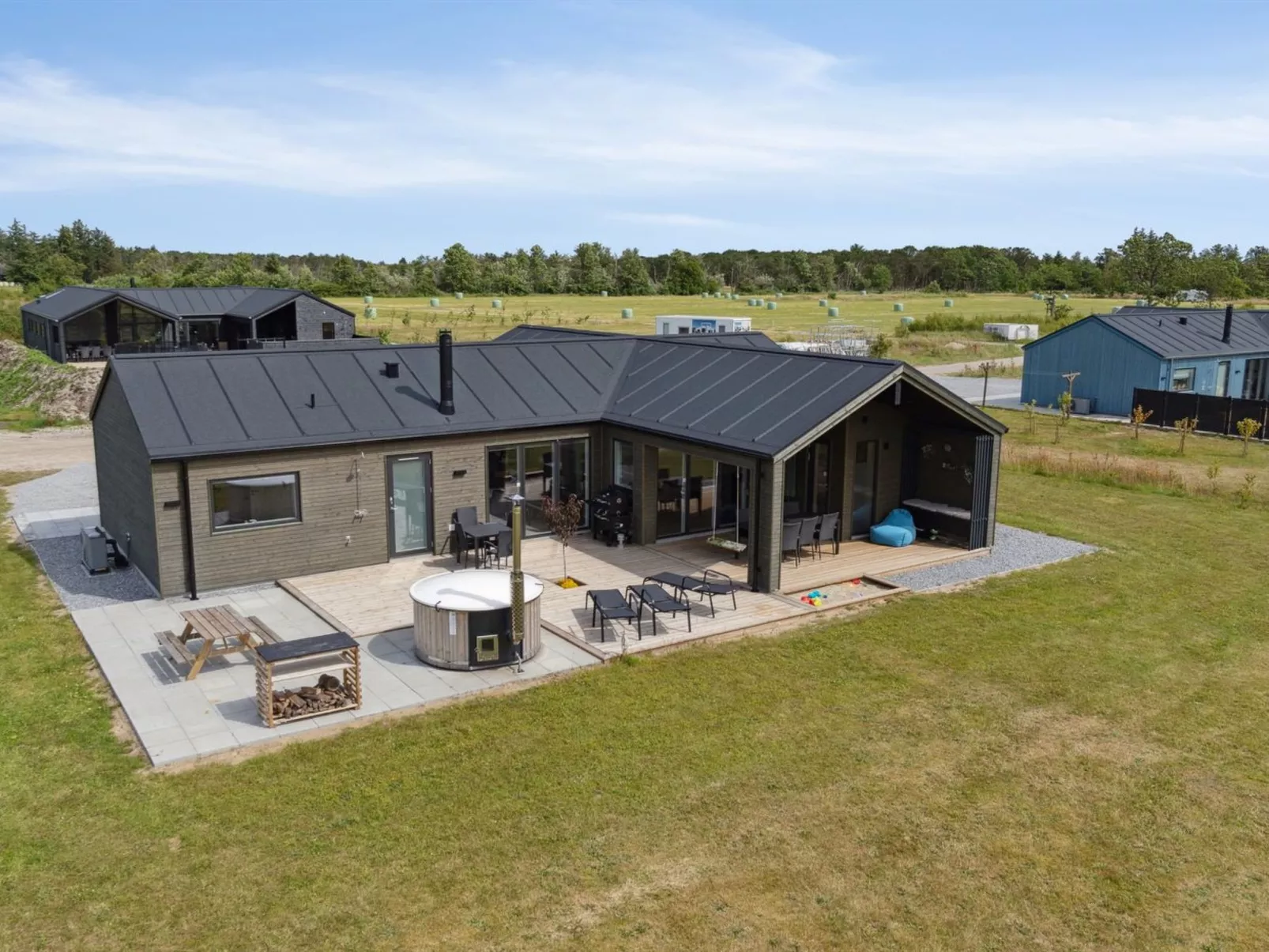 "Henke" - 475m from the sea