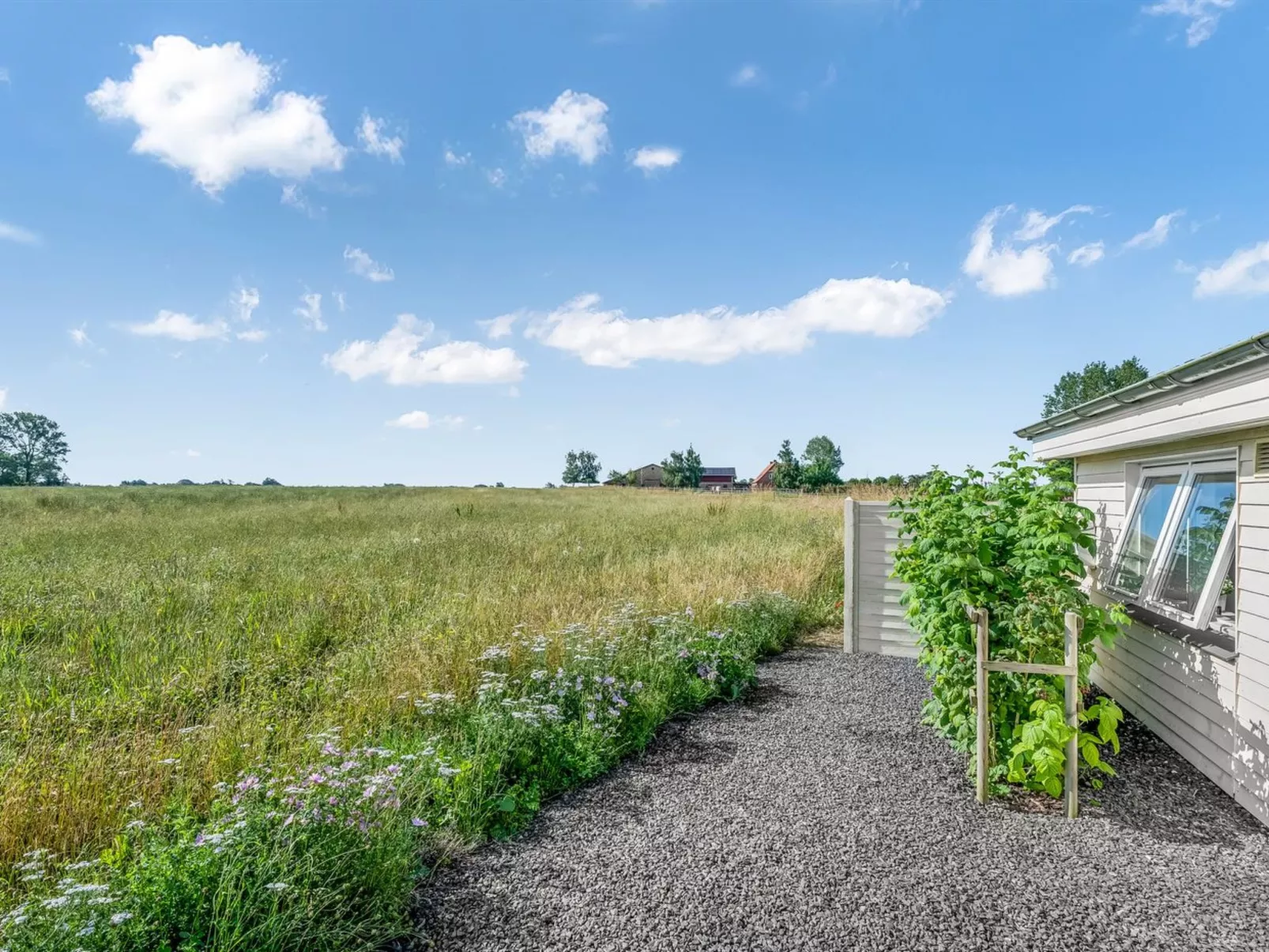"Anneke" - 1.3km from the sea-Buiten