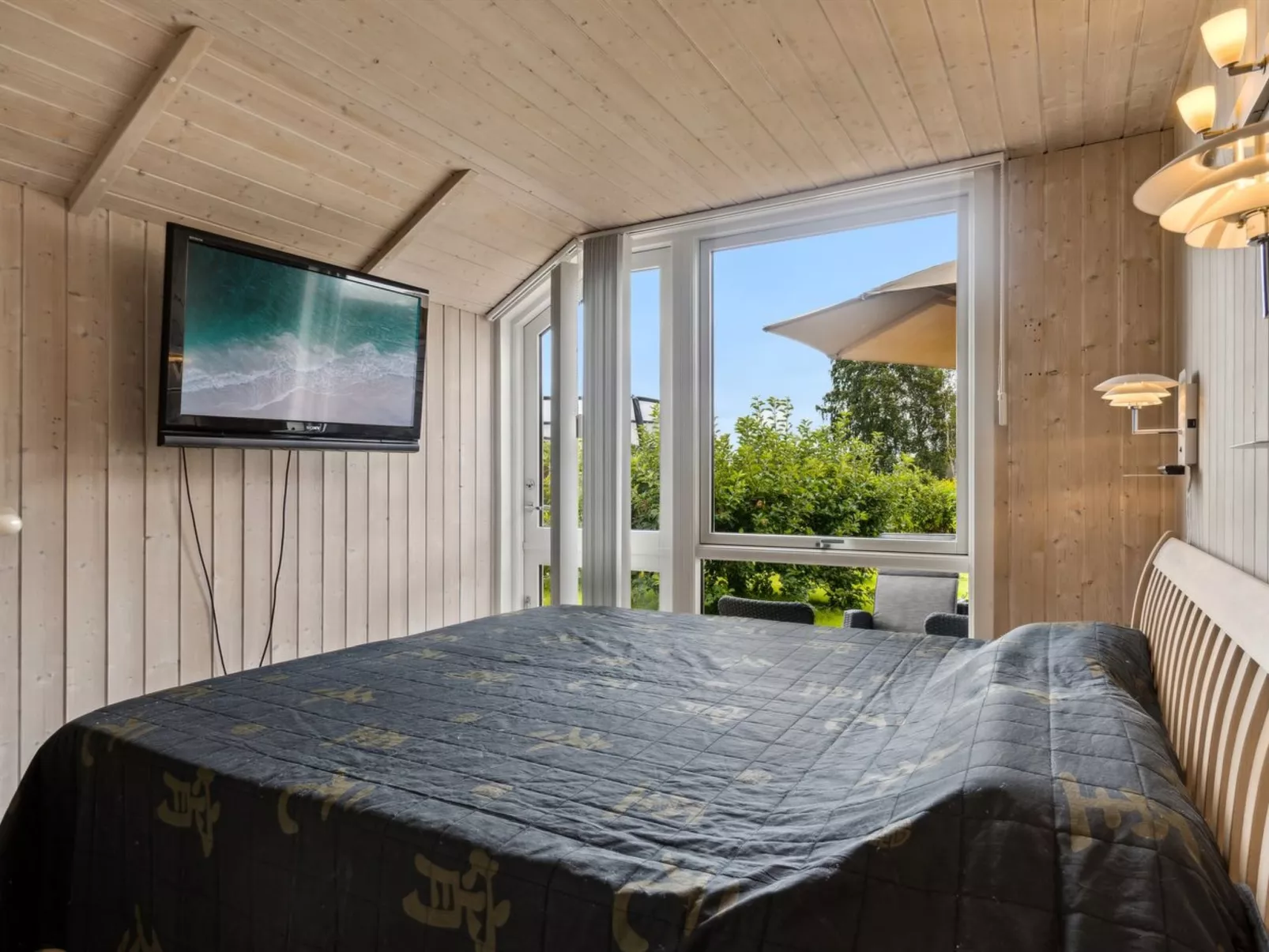 "Annrike" - 175m to the fjord