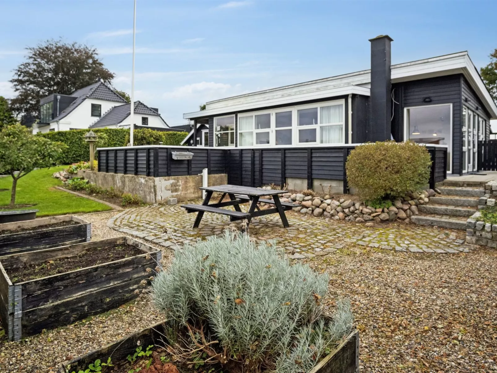 "Yngvy" - 500m from the sea