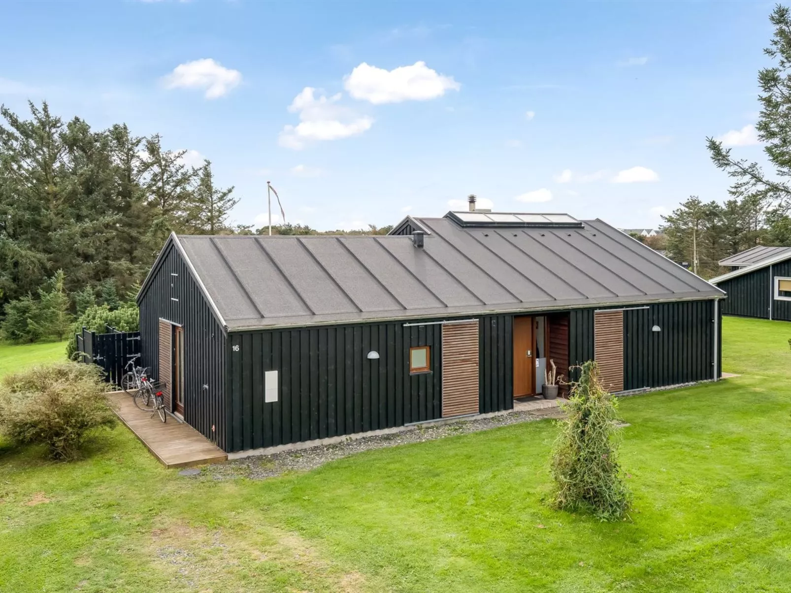 "Algeth" - 758m from the sea