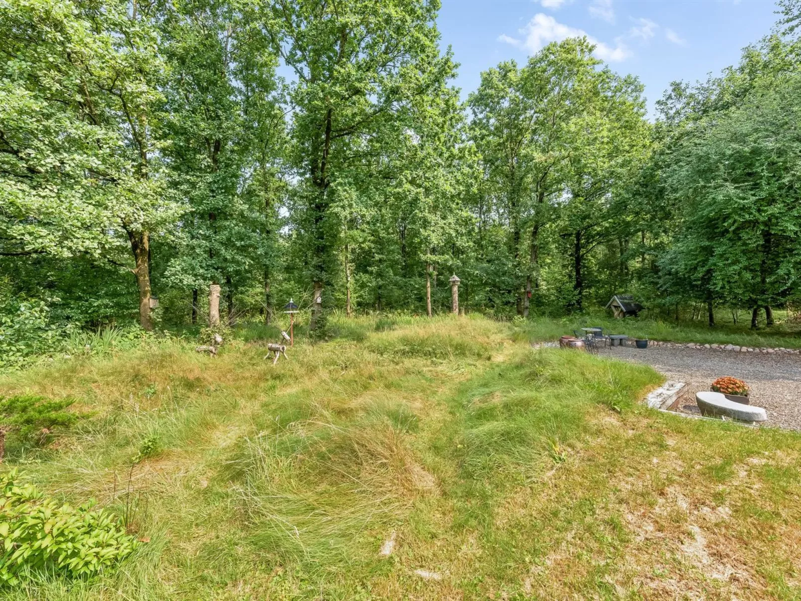 "Lenya" - 33km from the sea