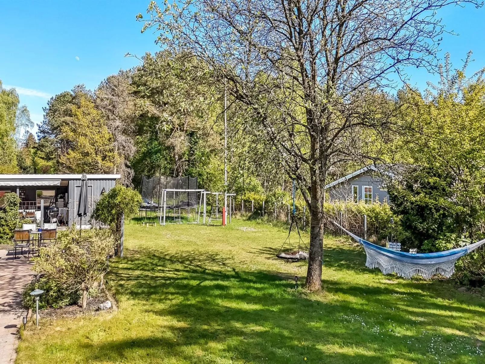 "Akule" - 6km from the sea